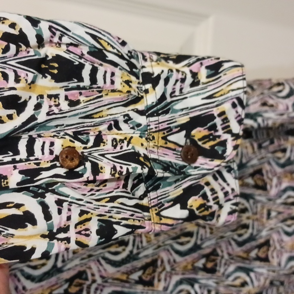 Kenny Flowers Island Classics button down - rayon - abstract print - XL - Picture 7 of 10